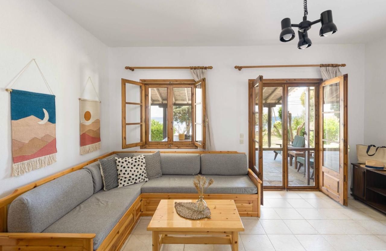 Holiday home Melo Pearl, Beachfront House In #feelslikehome *