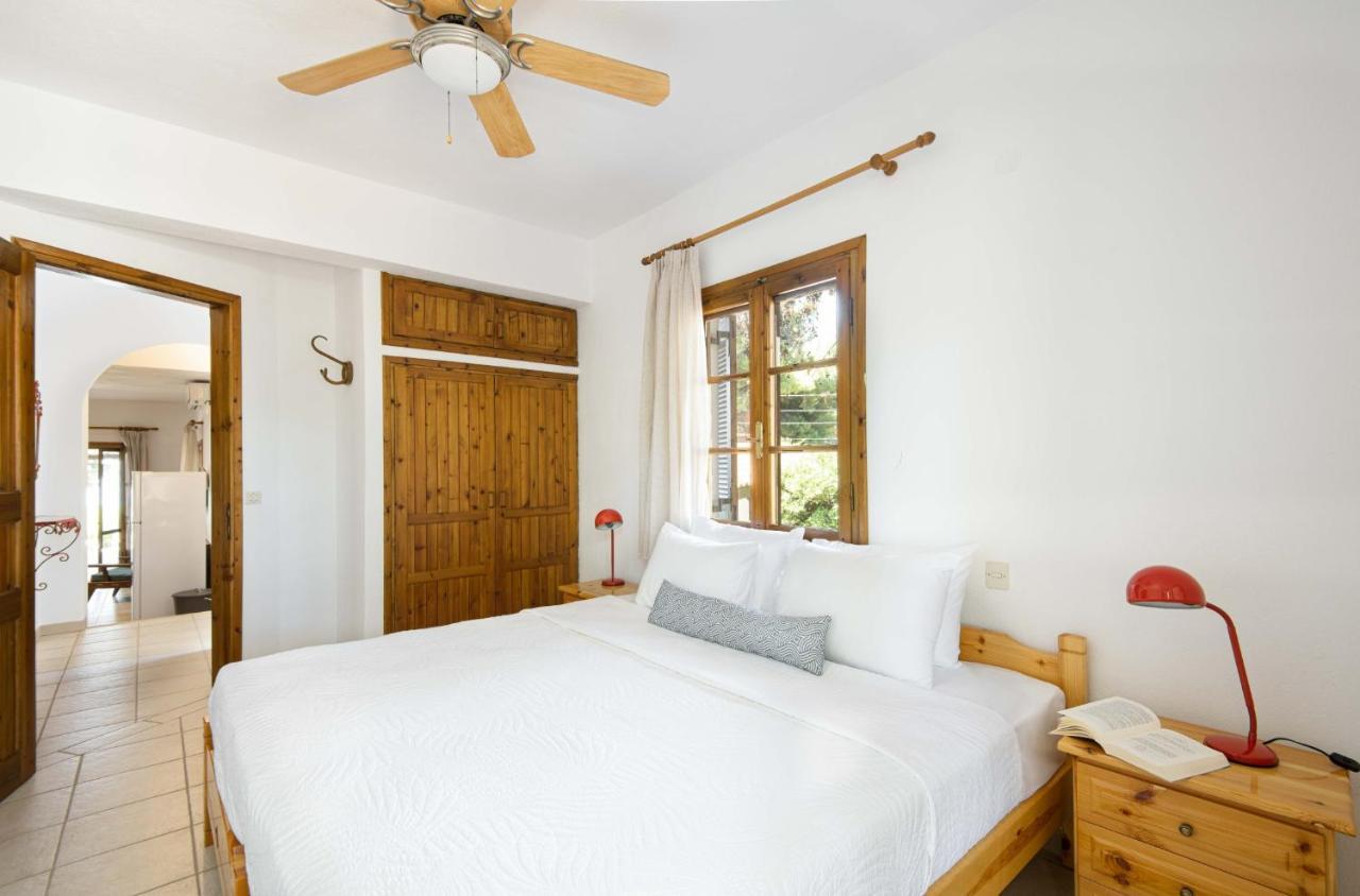 Melo Pearl, Beachfront House In #feelslikehome