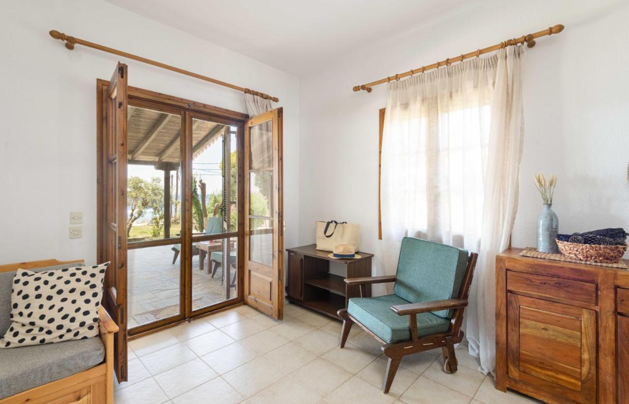 Melo Pearl, Beachfront House In #feelslikehome Nikiti (Sithonia)